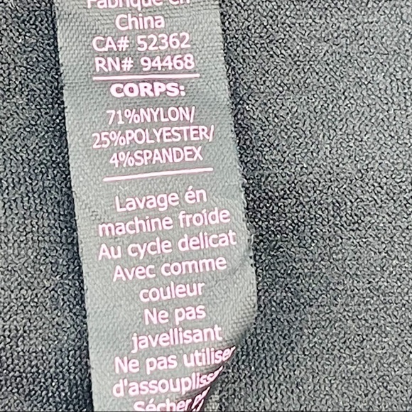 BETSEY JOHNSON PERFORMANCE Racerback Bra - Picture 7 of 7